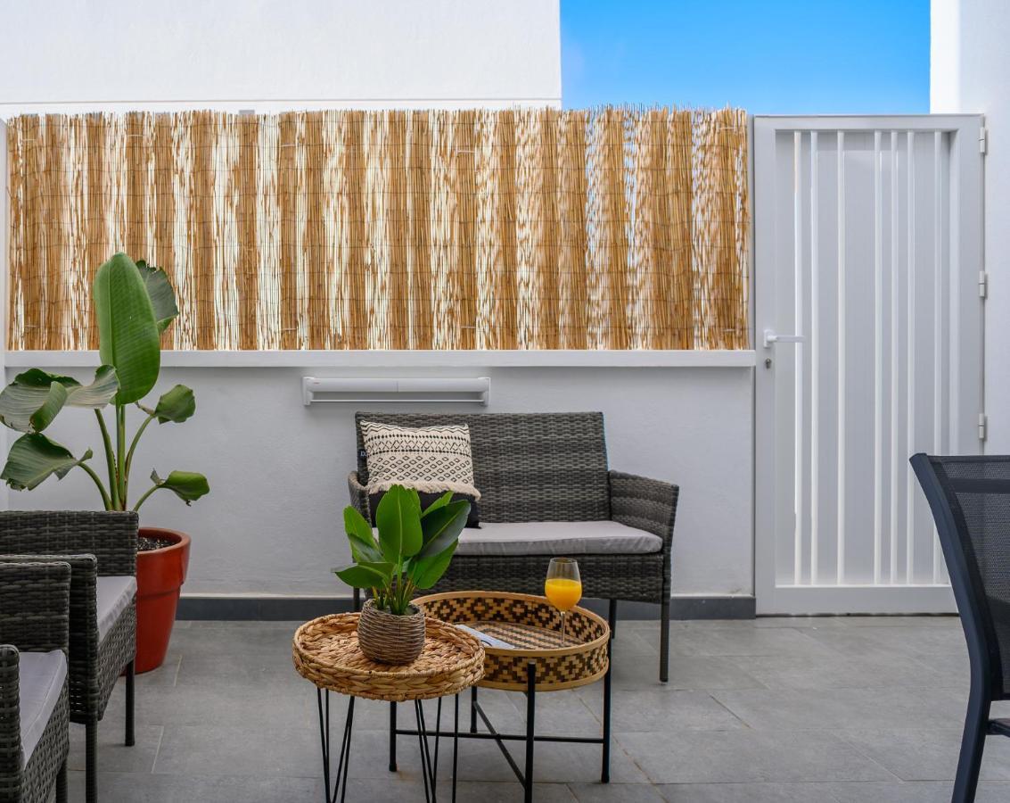 Pachamama House-Near The Beach, Fast Wifi, Air-Con And Sat Tv Плайя-Бланка Екстер'єр фото